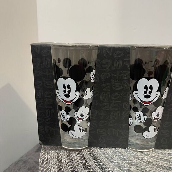 Disney Mickey and Minnie Mouse Glasses set of 4 NWT - Picture 4 of 7